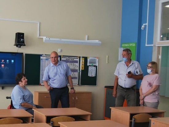 Школу в поселке Большевик под Серпуховом посетила комиссия