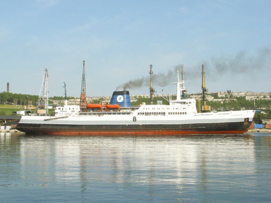 Береговые сооружения в порту Холмск реконструируют с нарушениями
