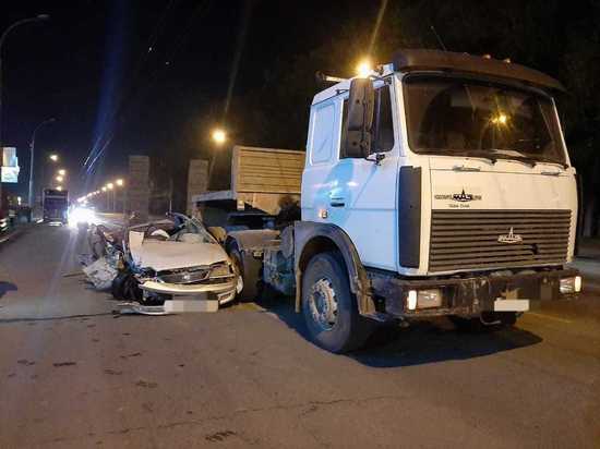 34-летний водитель погиб в тройном ДТП на Станционной в Новосибирске