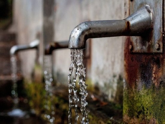 Горячая вода все еще не поступила в дома Центрального района Кемерова