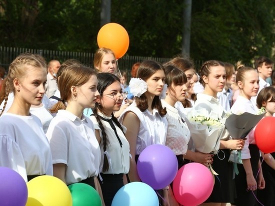 В Астраханской области более 132 тысяч детей получили «школьную» выплату