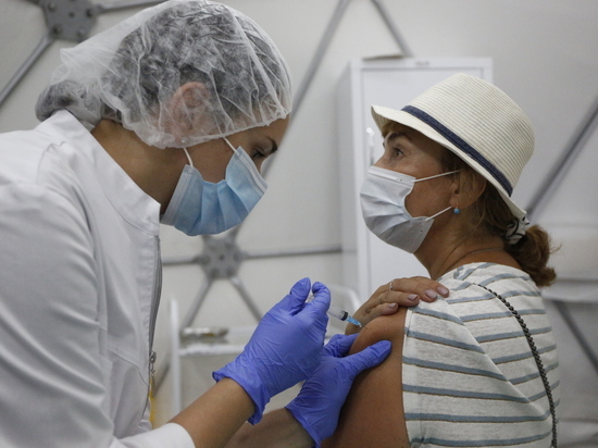 В Петербурге осталось около 175 тысяч доз вакцин от коронавируса