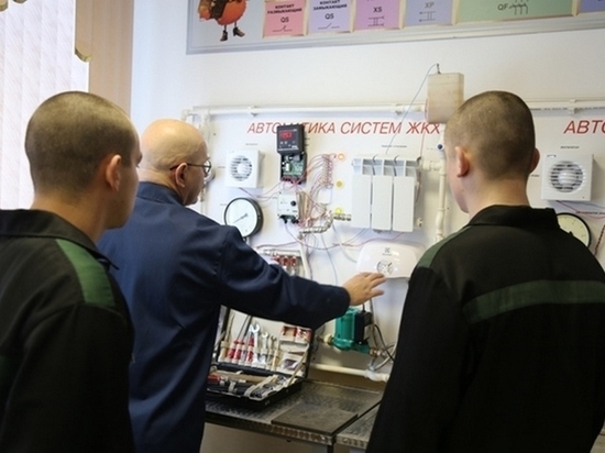 В колониях Брянщины получили новые профессии более 1600 заключенных