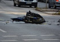 3 августа на трассе «Амур» в Могочинском районе произошло столкновение автомобиля Suzuki и мотоцикла «Минск»