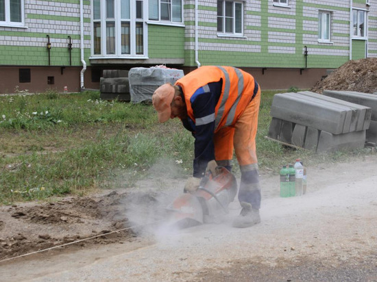 Велодорожка и фонари на Речной в Великом Новгороде появятся до сентября