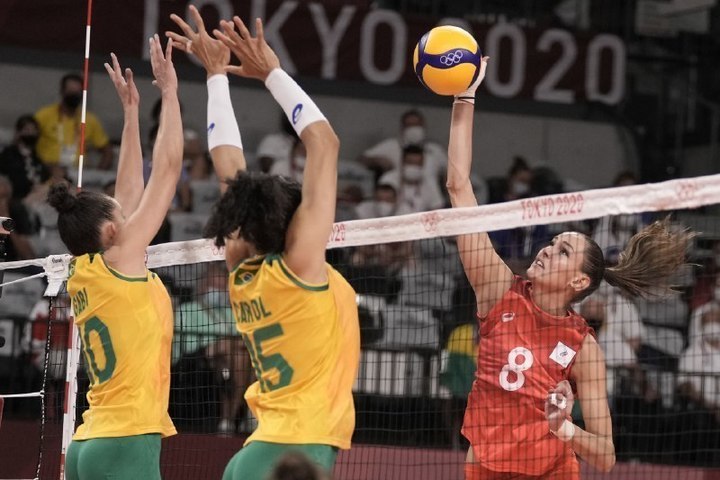 Российские волейболистки уступили Бразилии в четвертьфинале ОИ-2020