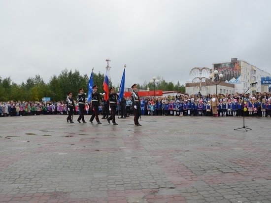 Массовый праздник для первоклассников отменили в Муравленко из-за COVID-19