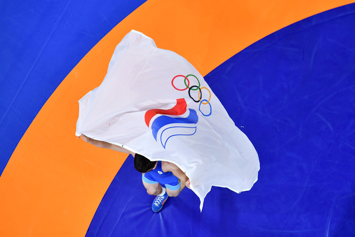 Российский борец Садулаев обеспечил себе олимпийскую медаль