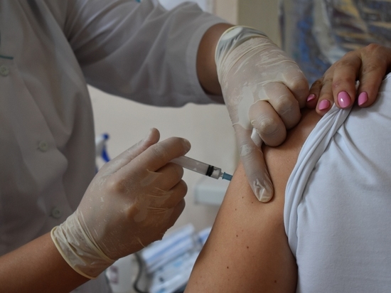 В Донецк доставят еще 90 000 доз вакцины от коронавируса