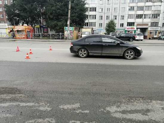 В Новосибирске автомобилист на "Honda Civic" сбил 57-летнюю женщину