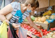 Медик советует включать в ежедневное меню больше сезонных овощей и фруктов
