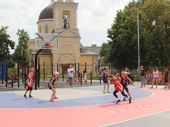 В Туле разыгрывают Кубок администрации города по уличному баскетболу