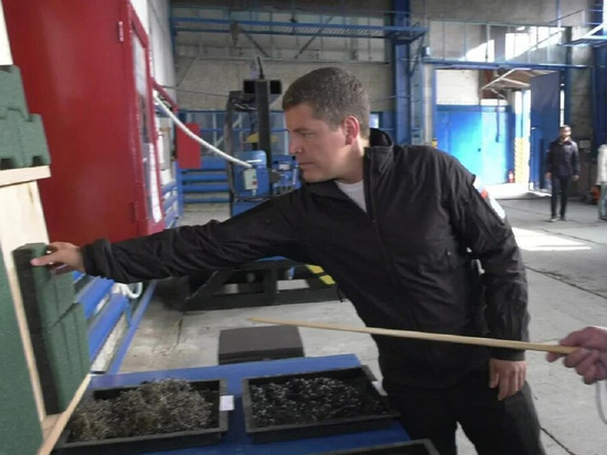 Новый завод превращает шины в резиновую крошку для спортплощадок в Надыме