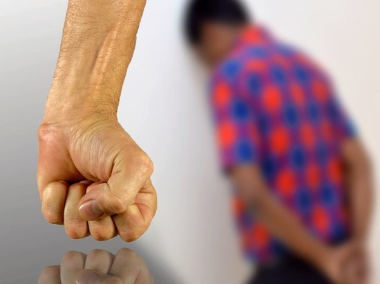 В Сараях Рязанской области мужчина угрожал убить сына шваброй