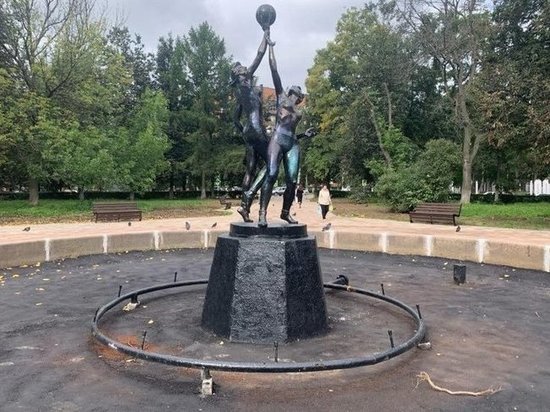 Ярославские власти определились с подрядчиком, который отремонтирует фонтаны на площади Труда