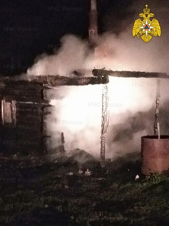 В полночь горела баня в смоленской Зайцовке