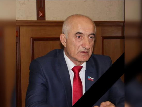 В Астрахани скончался депутат гордумы Али Шарапудинов