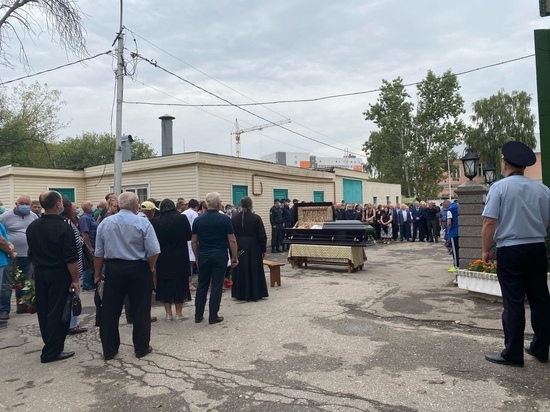 Экс-начальника УВД Рязанской области Ивана Перова похоронили на Скорбященском кладбище