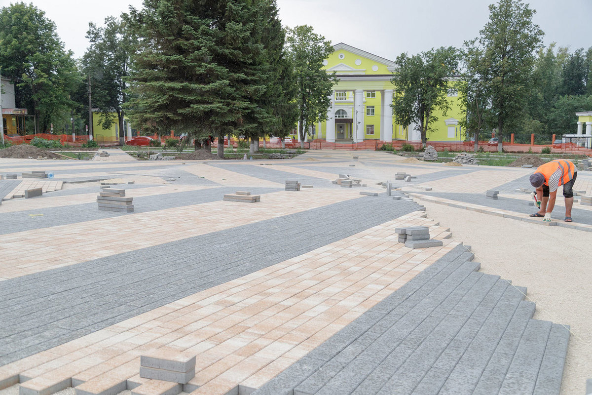 В центре Ясногорска благоустравают сквер - МК Тула