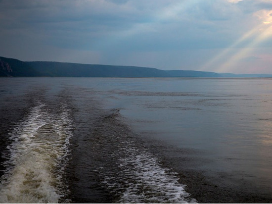 В Якутии повышается уровень воды реки Лены