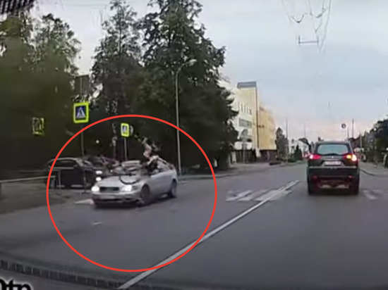 Жесть: в Петрозаводске велосипедист попал под автомобиль