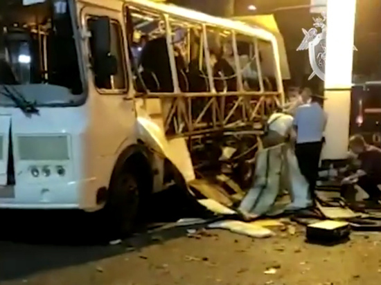"Крышу сорвало как бумажку": водитель взорвавшегося автобуса рассказал подробности ЧП