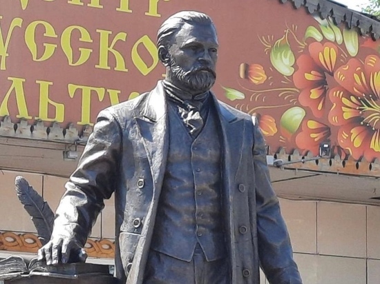 Шолбан Кара-оол назвал памятник Сафьянову благодарностью русским