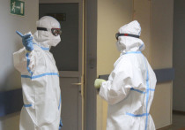 Директор НИЦ по профилактике и лечению вирусных инфекций Георгий Викулов в разговоре с «Говорит Москва» разъяснил, почему уже несколько дней подряд в России устанавливаются новые антирекорды по смертности от коронавируса