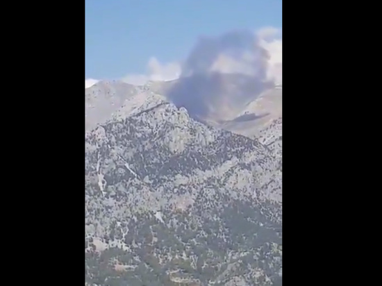 В разбившемся в Турции пожарном самолете находились россияне