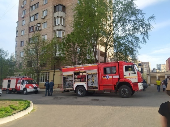 Двухлетнего макеевчанина спустили из окна, чтобы спасти от огня