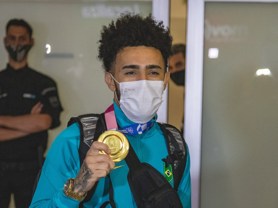 Клаудиньо дебютирует за «Зенит» в матче против «Локомотива»