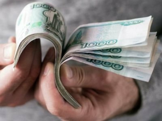 Дагестанским педагогам будут платить на 3 тысячи больше
