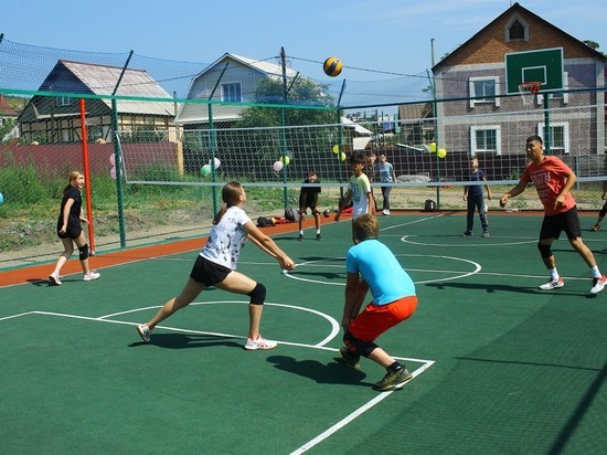 В Улан-Удэ в посёлке Солнечный появилась новая спортплощадка