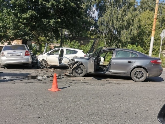 Появились подробности массового ДТП в Рязани, в котором пострадали восемь человек