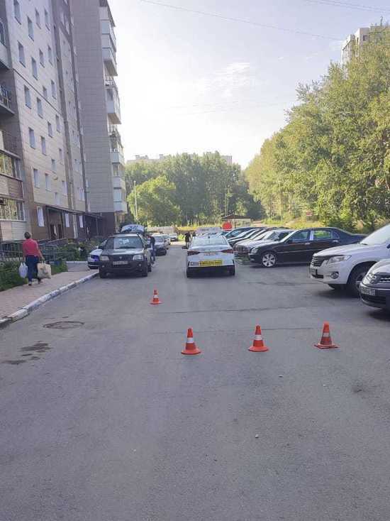 Двухлетний ребенок попал в больницу после наезда Hyundai Solaris в Новосибирске