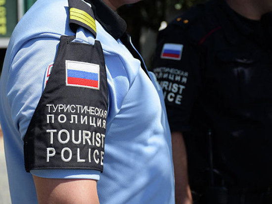 В Железногорске мужчина избил водителя и справил нужду на его машину