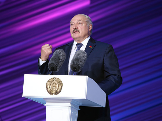 Сатановский упрекнул Лукашенко в неблагодарности к Ельцину и Горбачеву
