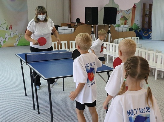 Малыши в 13 детсадах Кемерова будут учиться играть в теннис