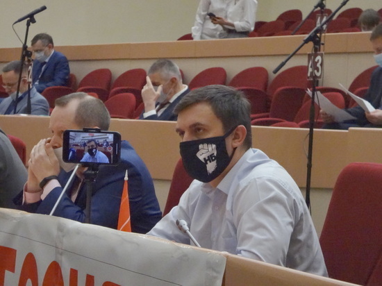 Депутата Николая Бондаренко больше не преследуют в суде