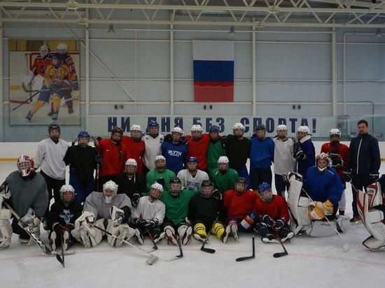 Ярославские хоккеистки завершили предсезонный сбор