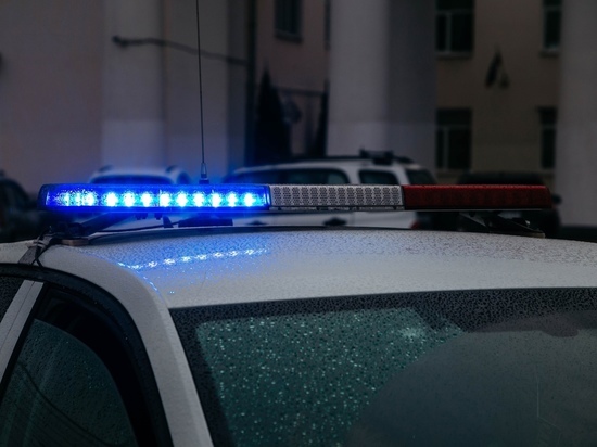 Два водителя пострадали в лобовом столкновении в Тверской области