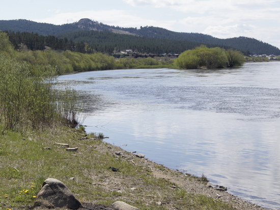 Уровень реки Селенга в Улан-Удэ снизился до 200 см