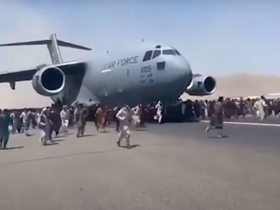 «Увозили пиво»: российский посол раскрыл подробности бегства афганских силовиков