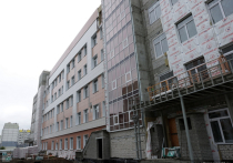 В Барнауле продолжается строительство нового здания городской поликлиники № 14 на 900 посещений в смену