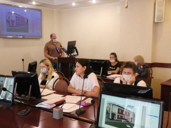 В Иванове реконструируют торговый центр "Полет"