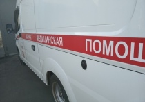 В Новомосковске с балкона второго этажа выпал мужчина