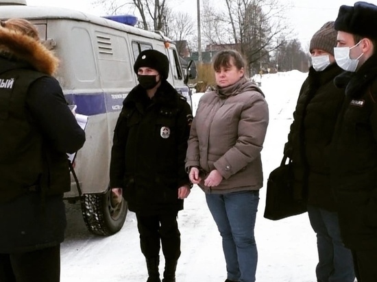Выпившая новгородка всадила возлюбленному нож в спину