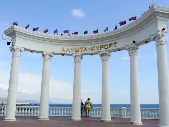 Депутат Бальбек обвинил Зеленского во лжи о ситуации в Крыму