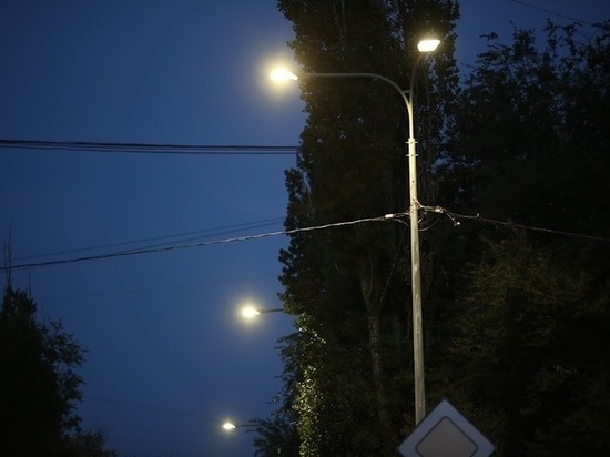 После прямой линии губернатор заявил о модернизации освещения в Астрахани