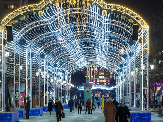 В Челябинске определились с подрядчиком по обслуживанию праздничной подсветки